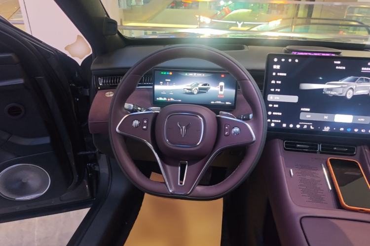 Used VOYAH FREE 2025 Model FREE+ Four-Wheel-Drive Qiankun Edition Steering Wheel