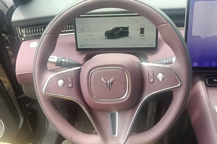Used VOYAH FREE 2025 Model FREE+ Rear-Drive Qiankun Edition Steering Wheel