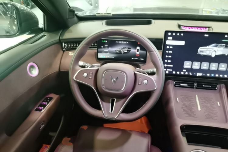 Used VOYAH FREE 2025 Model FREE+ Four-Wheel-Drive Qiankun Edition Steering Wheel
