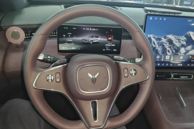 Used VOYAH FREE 2025 Model FREE+ Four-Wheel-Drive Qiankun Edition Steering Wheel