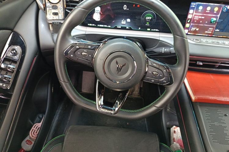 Used VOYAH FREE 2025 318 318 km Rear-Drive Touring Edition Steering Wheel