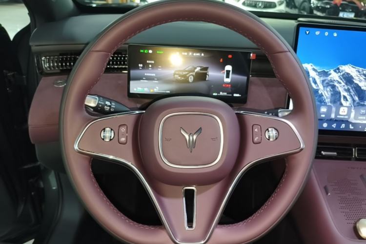 Used VOYAH FREE 2025 Model FREE+ Rear-Drive Qiankun Edition Steering Wheel