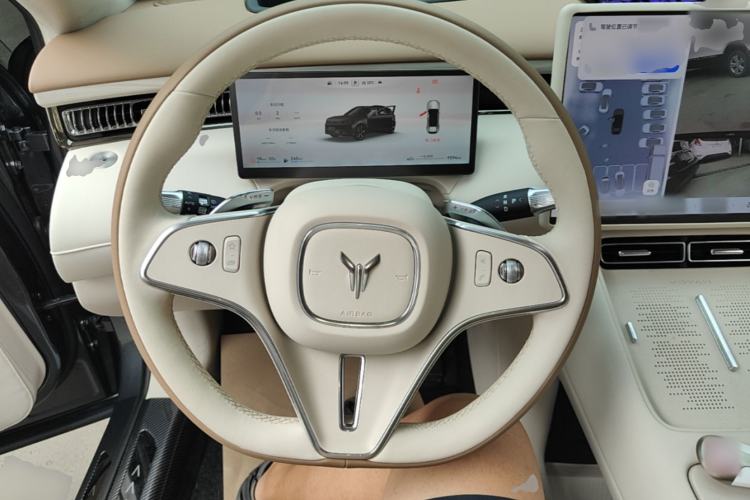 Used VOYAH FREE 2025 Model FREE+ Four-Wheel-Drive Qiankun Edition Steering Wheel
