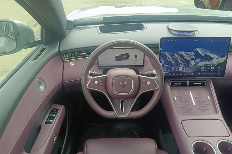 Used VOYAH FREE 2025 Model FREE+ Rear-Drive Qiankun Edition Steering Wheel