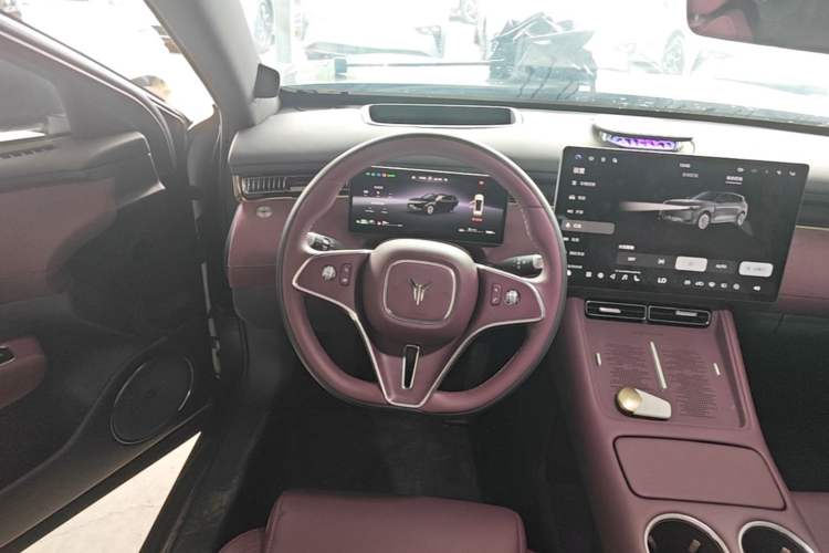Used VOYAH FREE 2025 Model FREE+ Rear-Drive Qiankun Edition Steering Wheel