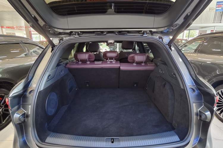 Used VOYAH FREE 2025 Model FREE+ Four-Wheel-Drive Qiankun Edition Trunk