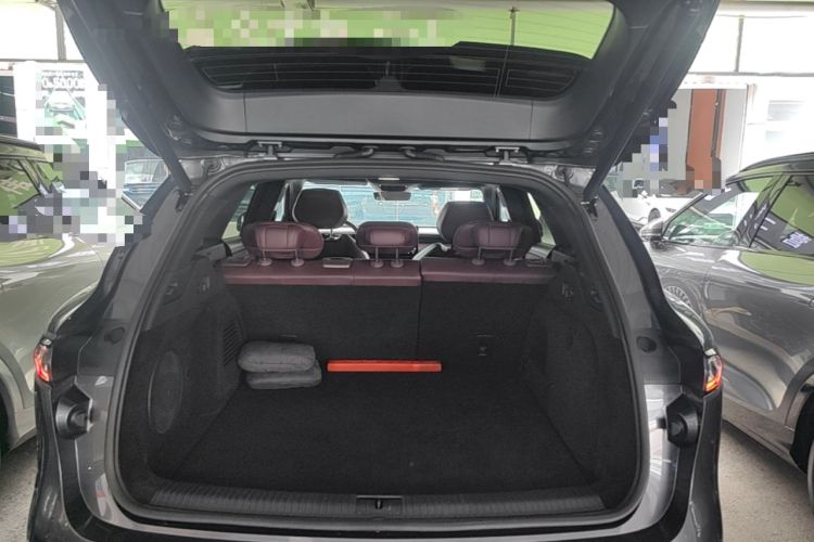 Used VOYAH FREE 2025 Model FREE+ Four-Wheel-Drive Qiankun Edition Trunk