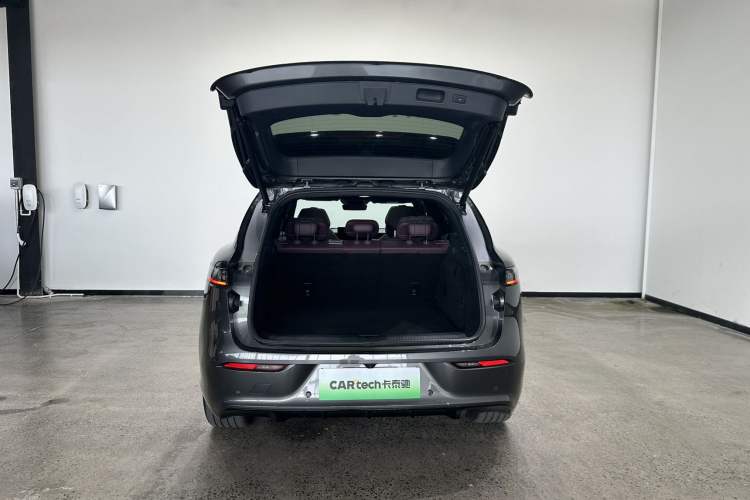 Used VOYAH FREE 2025 Model FREE+ Rear-Drive Qiankun Edition Trunk