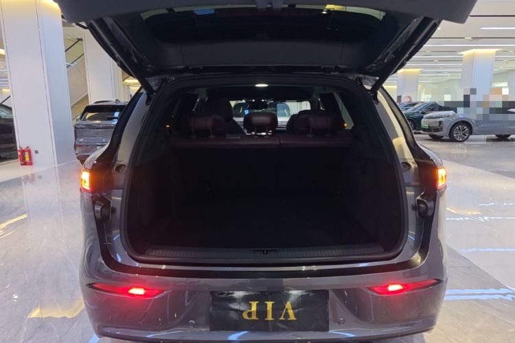 Used VOYAH FREE 2025 Model FREE+ Four-Wheel-Drive Qiankun Edition Trunk