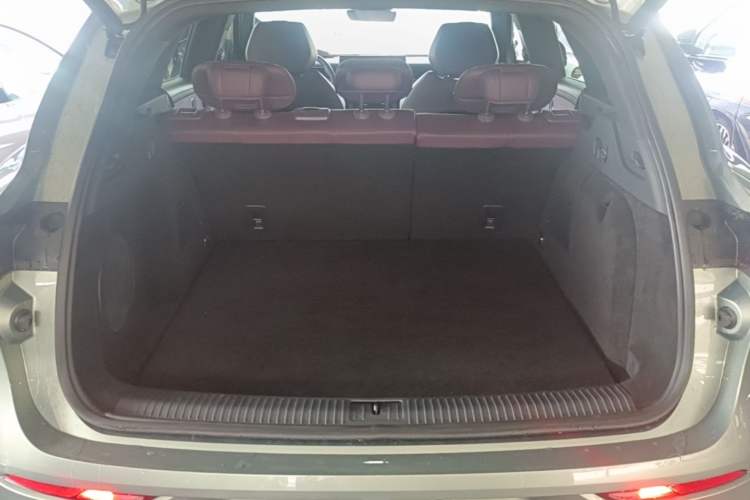 Used VOYAH FREE 2025 Model FREE+ Rear-Drive Qiankun Edition Trunk