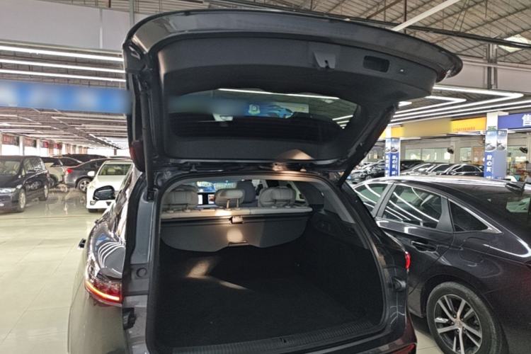 Used VOYAH FREE 2025 318 318 km Rear-Drive Touring Edition Trunk