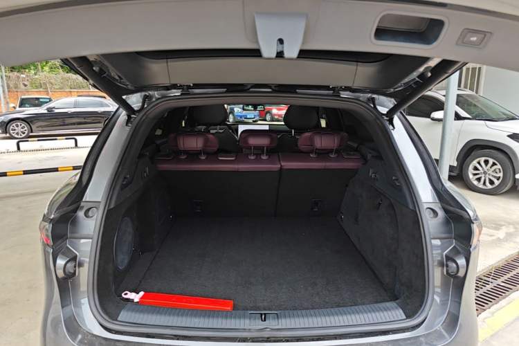Used VOYAH FREE 2025 Model FREE+ Four-Wheel-Drive Qiankun Edition Trunk