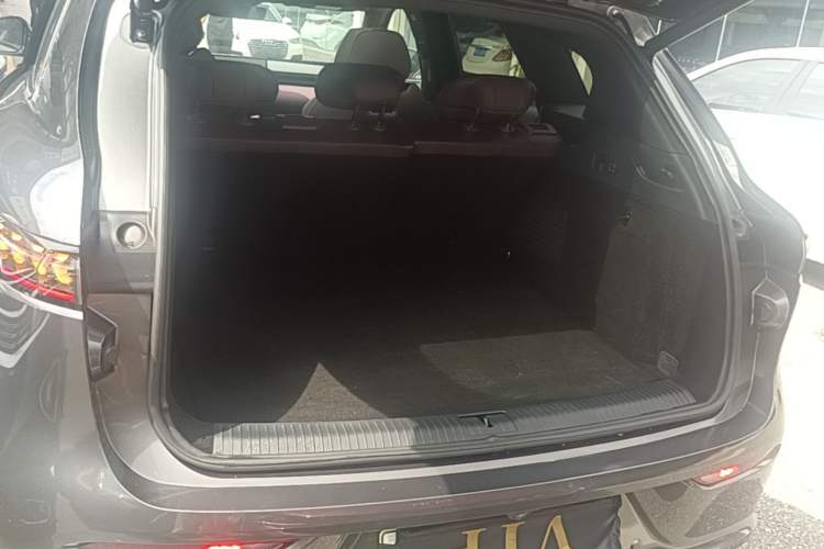 Used VOYAH FREE 2025 Model FREE+ Rear-Drive Qiankun Edition Trunk
