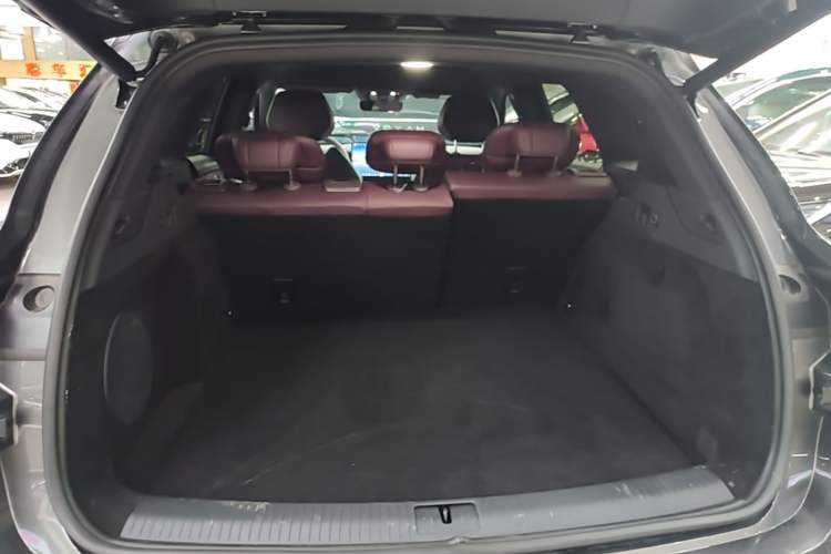 Used VOYAH FREE 2025 Model FREE+ Four-Wheel-Drive Qiankun Edition Trunk