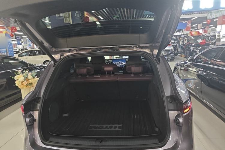 Used VOYAH FREE 2025 Model FREE+ Four-Wheel-Drive Qiankun Edition Trunk