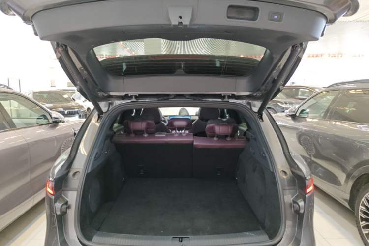 Used VOYAH FREE 2025 Model FREE+ Four-Wheel-Drive Qiankun Edition Trunk