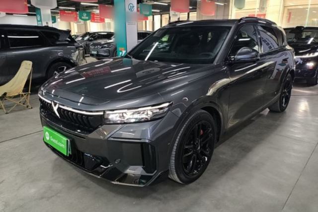 Used VOYAH FREE 2025 318 259 km All-Wheel-Drive Exploration Edition