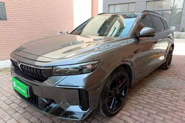 Used VOYAH FREE 2025 318 259 km All-Wheel-Drive Exploration Edition