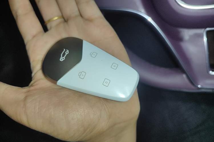 Used VOYAH FREE 2025 Model FREE+ Rear-Drive Qiankun Edition Vehicle Key