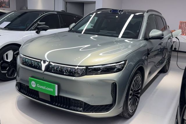 Used VOYAH FREE 2025 Model FREE+ Four-Wheel-Drive Qiankun Edition