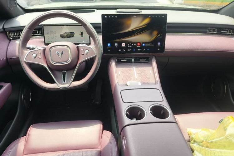 Used VOYAH FREE 2025 Model FREE+ Four-Wheel-Drive Qiankun Edition Center Console