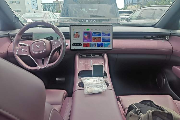 Used VOYAH FREE 2025 Model FREE+ Rear-Drive Qiankun Edition Center Console