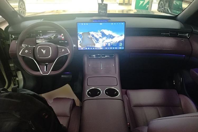 Used VOYAH FREE 2025 Model FREE+ Rear-Drive Qiankun Edition Center Console