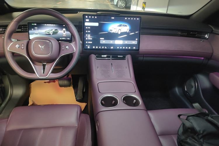 Used VOYAH FREE 2025 Model FREE+ Rear-Drive Qiankun Edition Center Console