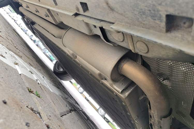 Used VOYAH FREE 2025 Model FREE+ Rear-Drive Qiankun Edition Chassis Front Right