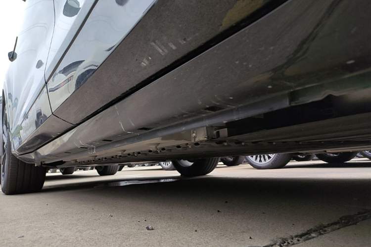 Used VOYAH FREE 2025 318 318 km Rear-Drive Touring Edition Chassis Rear Left