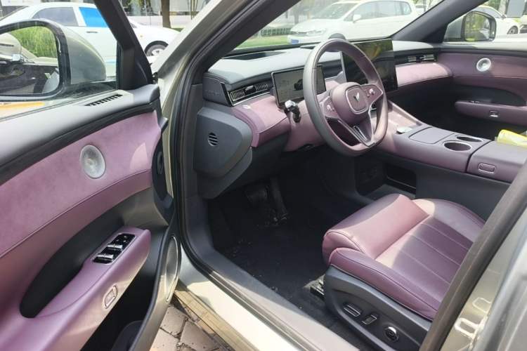 Used VOYAH FREE 2025 Model FREE+ Four-Wheel-Drive Qiankun Edition Driver Seat