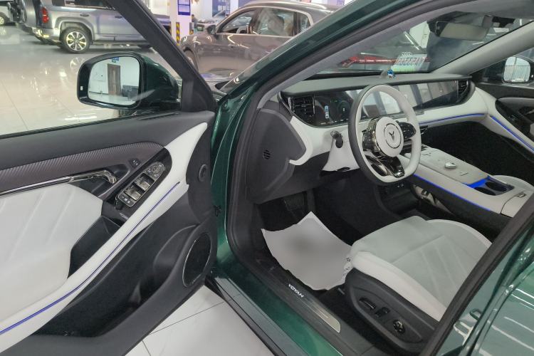 Used VOYAH FREE 2025 318 318 km Rear-Drive Touring Edition Driver Seat