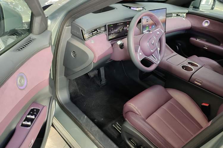 Used VOYAH FREE 2025 Model FREE+ Four-Wheel-Drive Qiankun Edition Driver Seat