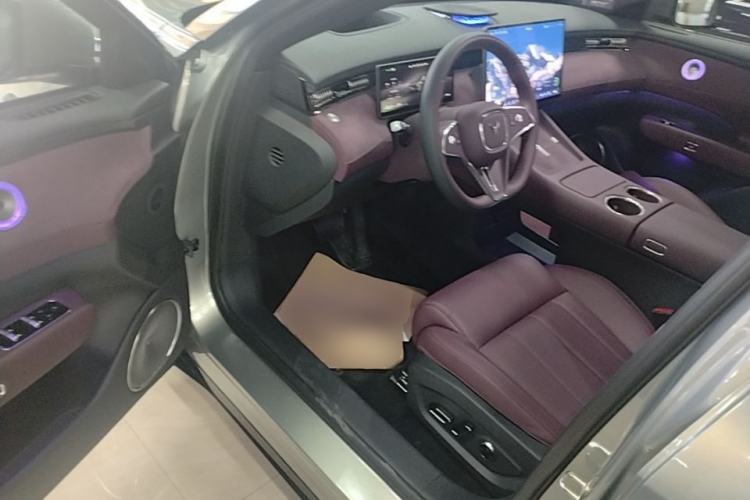 Used VOYAH FREE 2025 Model FREE+ Rear-Drive Qiankun Edition Driver Seat