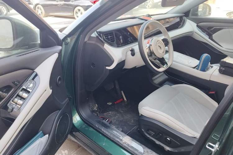 Used VOYAH FREE 2025 318 318 km Rear-Drive Touring Edition Driver Seat