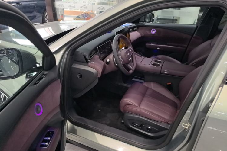 Used VOYAH FREE 2025 Model FREE+ Four-Wheel-Drive Qiankun Edition Driver Seat