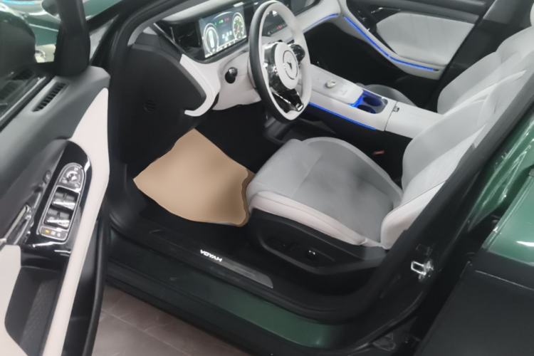 Used VOYAH FREE 2025 318 318 km Rear-Drive Touring Edition Driver Seat