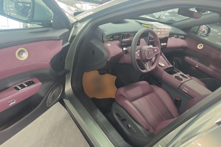 Used VOYAH FREE 2025 Model FREE+ Rear-Drive Qiankun Edition Driver Seat