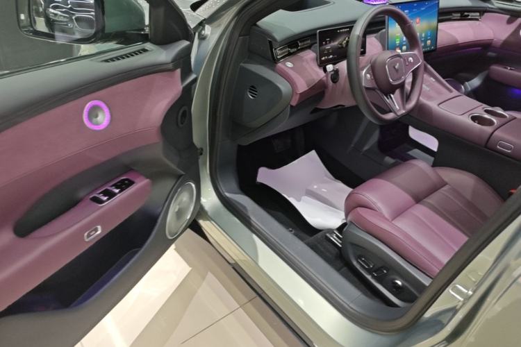 Used VOYAH FREE 2025 Model FREE+ Rear-Drive Qiankun Edition Driver Seat