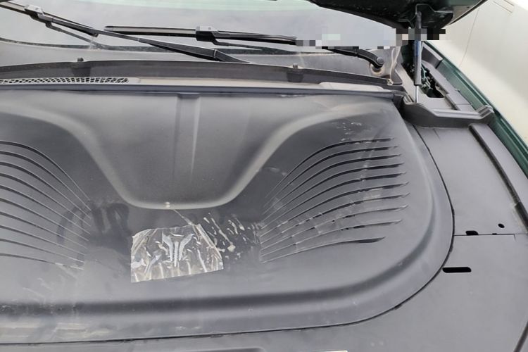 Used VOYAH FREE 2025 318 318 km Rear-Drive Touring Edition Engine Bay Left