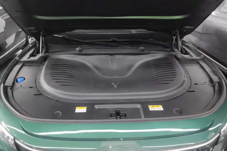Used VOYAH FREE 2025 318 318 km Rear-Drive Touring Edition Engine Bay