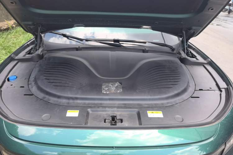 Used VOYAH FREE 2025 318 318 km Rear-Drive Touring Edition Engine Bay