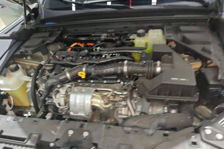 Used VOYAH FREE 2025 Model FREE+ Rear-Drive Qiankun Edition Engine Bay