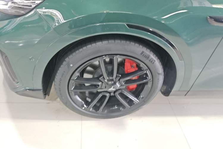 Used VOYAH FREE 2025 318 318 km Rear-Drive Touring Edition Exterior 4