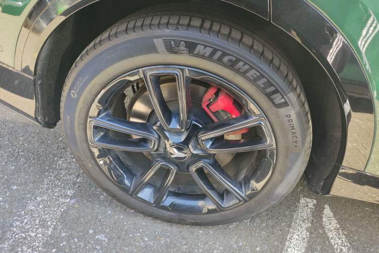 Used VOYAH FREE 2025 318 318 km Rear-Drive Touring Edition Exterior 4