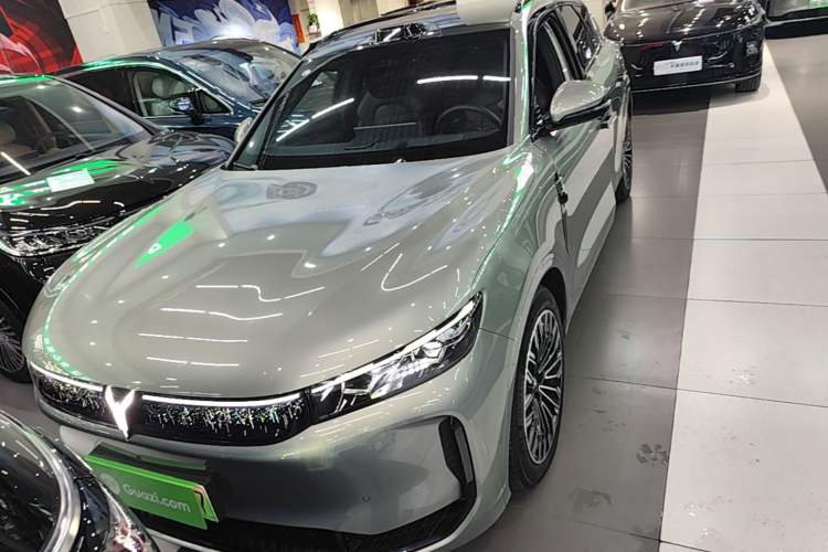 Used VOYAH FREE 2025 Model FREE+ Four-Wheel-Drive Qiankun Edition Front
