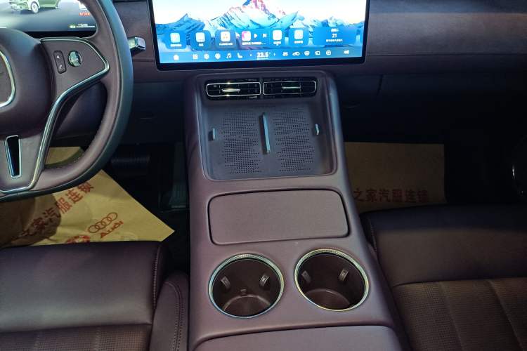 Used VOYAH FREE 2025 Model FREE+ Rear-Drive Qiankun Edition Gear Lever