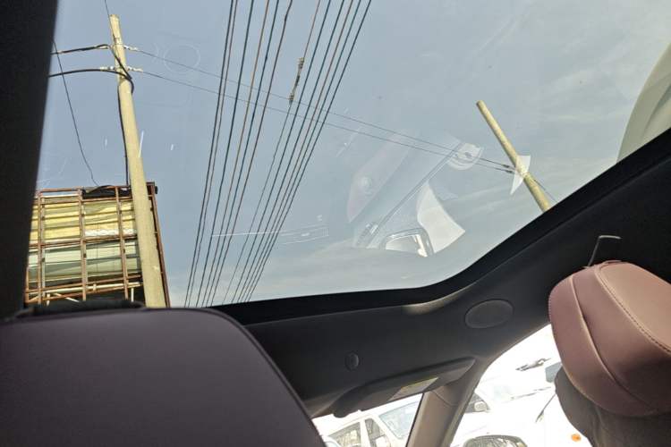 Used VOYAH FREE 2025 Model FREE+ Four-Wheel-Drive Qiankun Edition Headliner