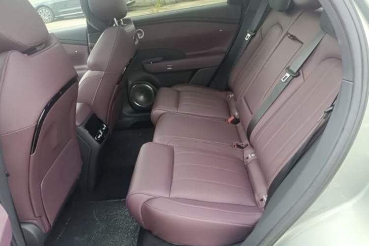 Used VOYAH FREE 2025 Model FREE+ Rear-Drive Qiankun Edition Interior 3
