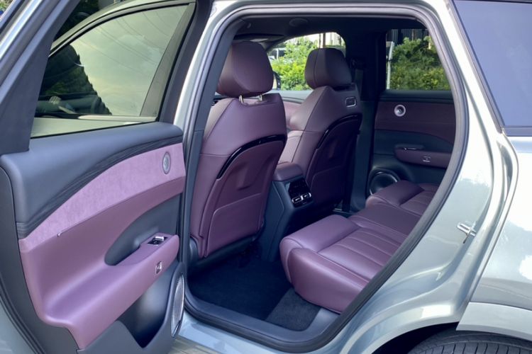 Used VOYAH FREE 2025 Model FREE+ Rear-Drive Qiankun Edition Interior 3
